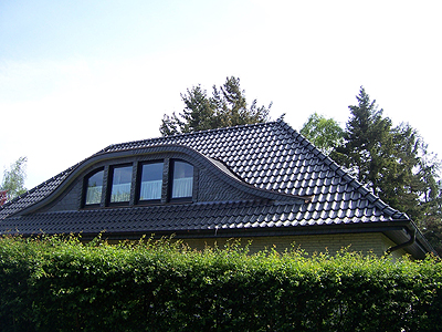 Neueindeckung mit Fledermausgaube